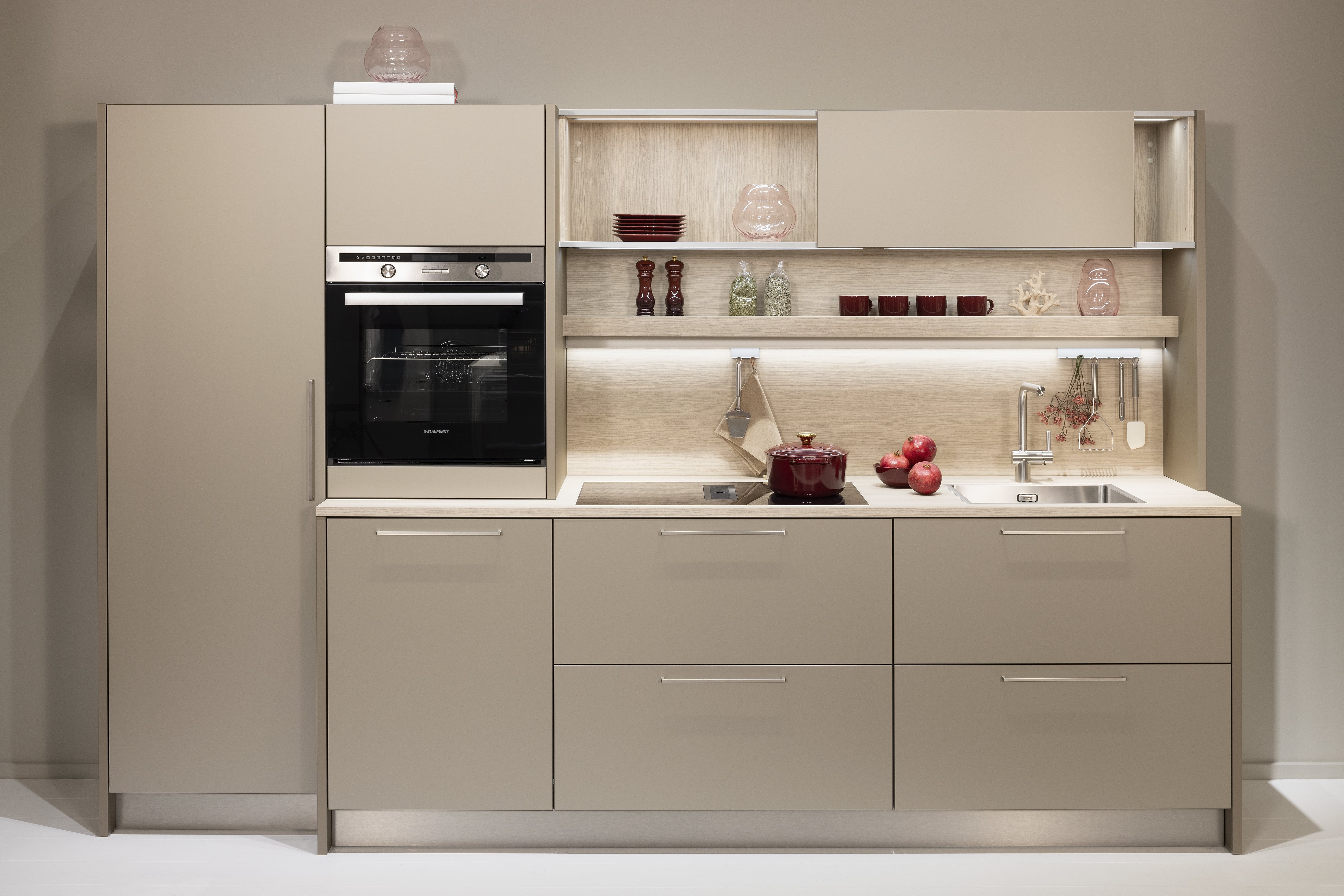 HÄCKER Concept130 VEGAS Champagner metallic