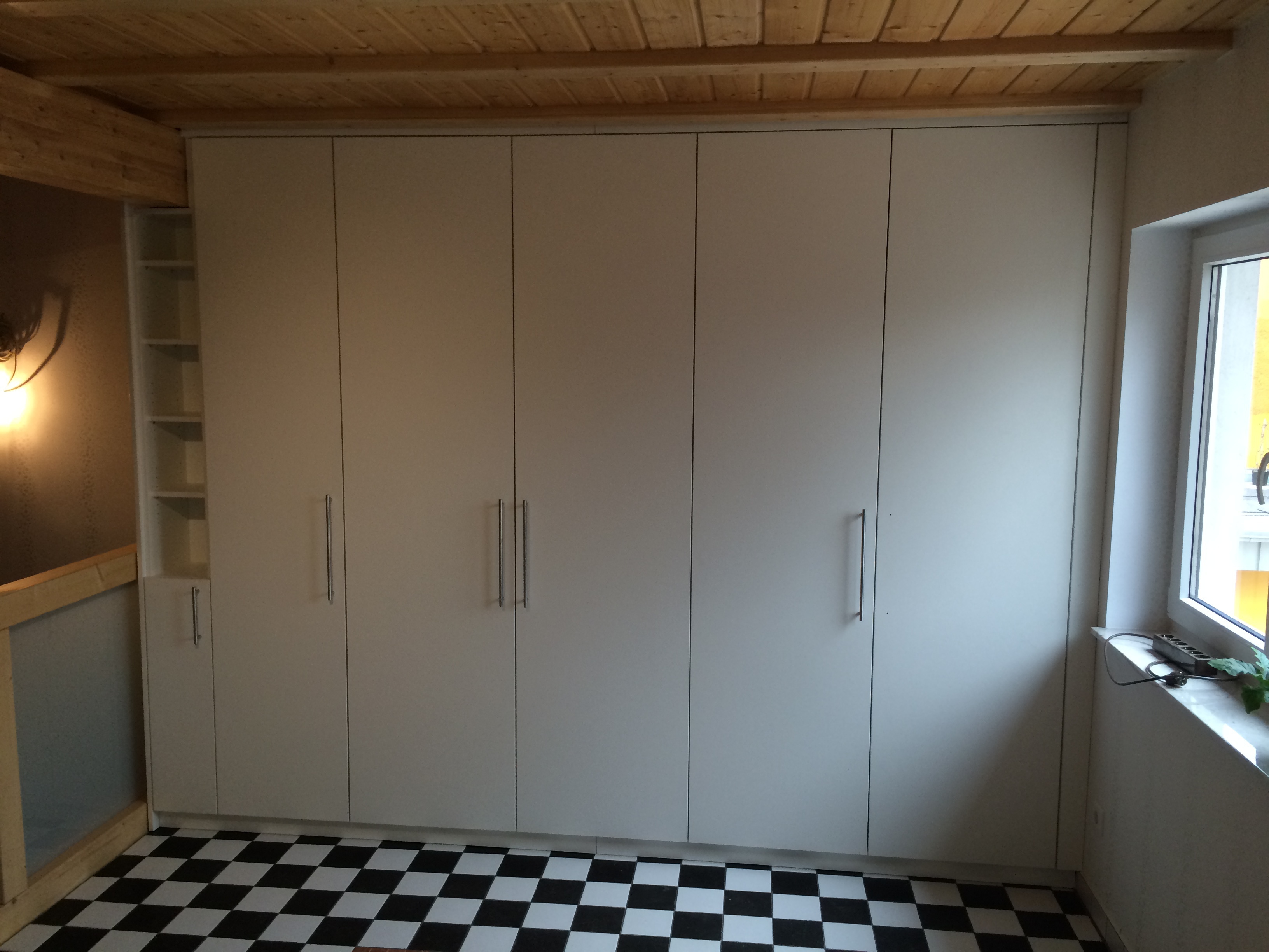 Schrank
